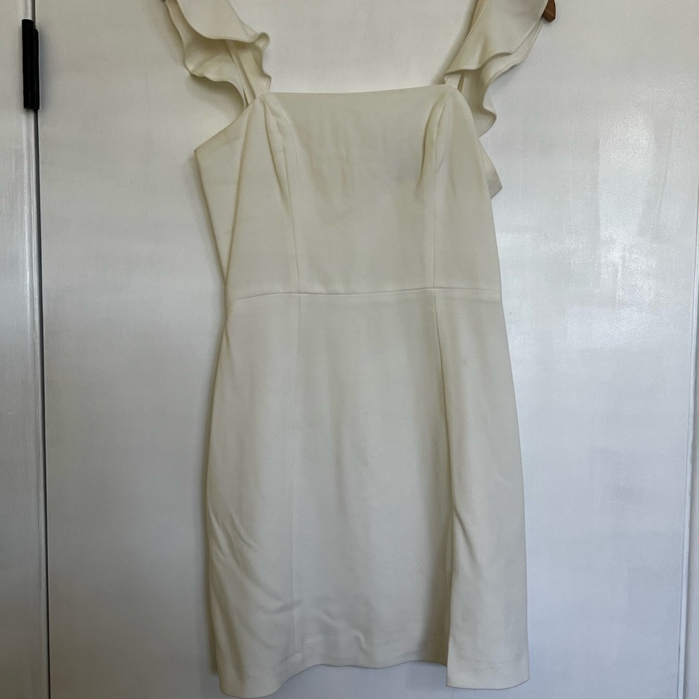 Elegant Cream Sleeveless Dress
